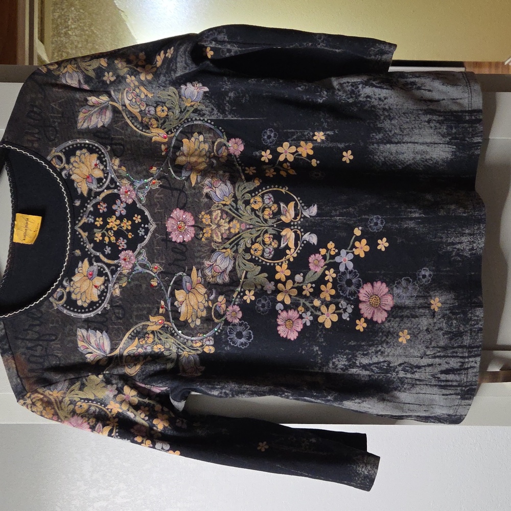 Katina Marie Floral Sleeve Top